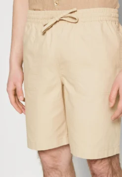 Pier One Shorts - Off-White -Pier One Aanbiedingen Winkel 02801d1dbdf4491ea7dba68d23706236 scaled