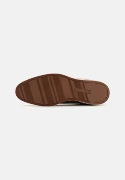 Pier One Sportieve Veterschoenen - Cognac 10 Pier One Sportieve Veterschoenen - Cognac -Pier One Aanbiedingen Winkel 08bfcf30997844db8f3d98ad5974dc06