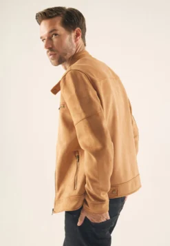 Pier One Imitatieleren Jas - Cognac -Pier One Aanbiedingen Winkel 0a0417ef66734e4d9a1d0a70b0e082cc scaled