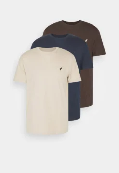 Pier One 3 Pack - T-Shirt Basic - Dark Blue/Beige/Dark Brown -Pier One Aanbiedingen Winkel 0ff326bc8c55447a9774470285a7df1e scaled