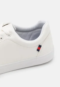 Pier One Unisex - Sneakers Laag - White -Pier One Aanbiedingen Winkel 1e08045fec014ab382da64da74b462a7 scaled