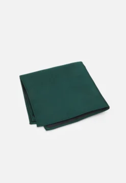 Pier One Set- Overige Accessoires - Dark Green 9 Pier One Set- Overige Accessoires - Dark Green -Pier One Aanbiedingen Winkel 1f329f74555a4bf8af704e742a767178 scaled