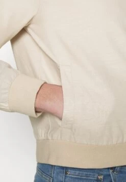 Pier One Bomberjacks - Beige -Pier One Aanbiedingen Winkel 2aaa0e5d7e314004b7873f919d0ce4a0