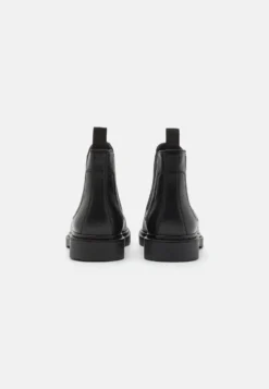 Pier One Leather - Korte Laarzen - Black -Pier One Aanbiedingen Winkel 38fceb26209f4f8e8e56a5d89f6e46d5 scaled