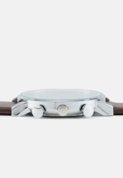 Pier One Set - Horloge - Cognac -Pier One Aanbiedingen Winkel 3fafa75c3bdb47a09561ab9be0f47f01 scaled