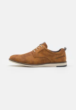 Pier One Sportieve Veterschoenen - Cognac