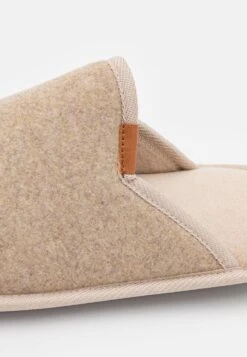 Pier One Pantoffels - Beige -Pier One Aanbiedingen Winkel 4bb8e183218649be8d160cd154643fa0