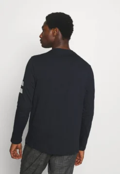 Pier One Longsleeve - Dark Blue -Pier One Aanbiedingen Winkel 53072bdb54a1435da7e55ce1ba6ee9b5 scaled