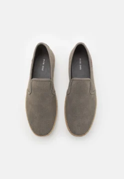 Pier One Instappers - Grey -Pier One Aanbiedingen Winkel 555896d800bb41888dfe4ee0d07670bd scaled