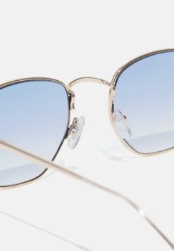 Pier One Unisex - Zonnebril - Light Blue -Pier One Aanbiedingen Winkel 5579151b1f8843b1ac6ca84bcea681e0 scaled