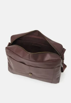Pier One Leather Unisex - Laptoptas - Brown -Pier One Aanbiedingen Winkel 5b4d14f90e4c4510b679f04d80f27b19 scaled