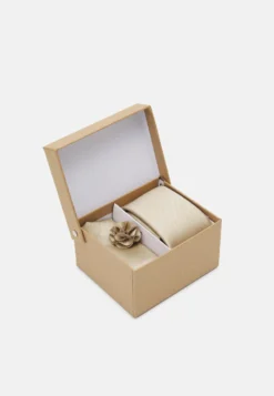 Pier One Set - Overige Accessoires - Beige -Pier One Aanbiedingen Winkel 5dfa39d4f14a47e495c04fd8aad3fb4e scaled