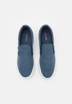 Pier One Sneakers Laag - Blue 9 Pier One Sneakers Laag - Blue -Pier One Aanbiedingen Winkel 61390e6b7b1e476ba0552d835f4d2f5f