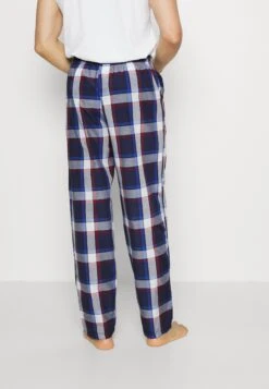 Pier One 2 Pack - Pyjamabroek - 503 - Dark Blue_302 - Red -Pier One Aanbiedingen Winkel 61f2048aa9de4452822bf981b723ea2e