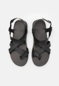 Pier One Teensandalen - Black -Pier One Aanbiedingen Winkel 6818b30d26474e658a275654bdec1e84 scaled