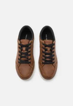 Pier One Sneakers Laag - Cognac -Pier One Aanbiedingen Winkel 6da04addba3e413d812a630bd49c8d9c scaled
