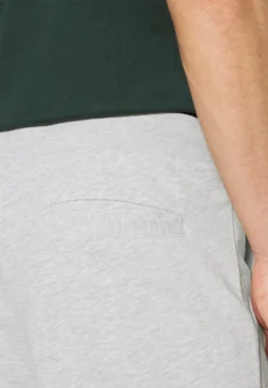 Pier One Trainingsbroek - Light Grey 9 Pier One Trainingsbroek - Light Grey -Pier One Aanbiedingen Winkel 7160a1a657b544d09a99a97432eeb09a scaled