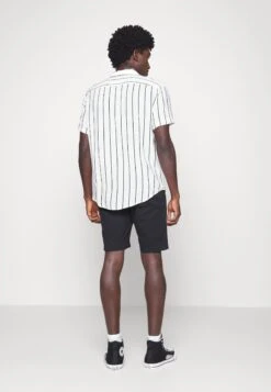 Pier One 2 Pack - Shorts - Black/Olive 15 Pier One 2 Pack - Shorts - Black/Olive -Pier One Aanbiedingen Winkel 73395e7496094f16ab01d685c224eec1