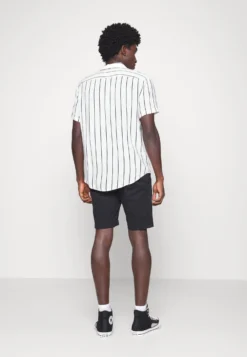 Pier One 2 Pack - Shorts - Black/Olive -Pier One Aanbiedingen Winkel 73395e7496094f16ab01d685c224eec1 scaled