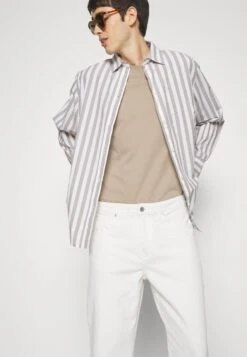 Pier One Carpenter Colored Twill- Straight Leg Jeans - Off-White -Pier One Aanbiedingen Winkel 77b17a64a879489bb9510906e2f8dbc4