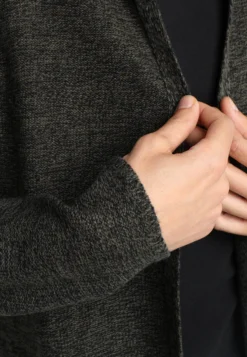 Pier One Vest - Black/Olive 11 Pier One Vest - Black/Olive -Pier One Aanbiedingen Winkel 77cc56baa8d64ff08fd27eaa2cfca327 scaled