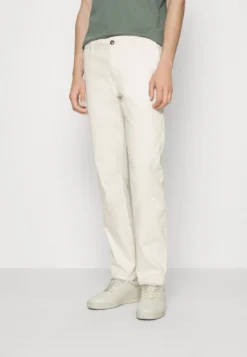 Pier One Chino - White