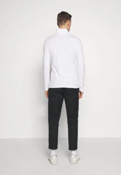 Pier One 2 Pack - Longsleeve - White/Black -Pier One Aanbiedingen Winkel 95a0735f1f074fd4806c6108227c824a scaled