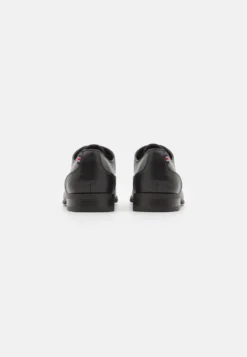 Pier One Unisex - Sportieve Veterschoenen - Black 8 Pier One Unisex - Sportieve Veterschoenen - Black -Pier One Aanbiedingen Winkel a124d672b6ac4c629922d686c22cad66 scaled