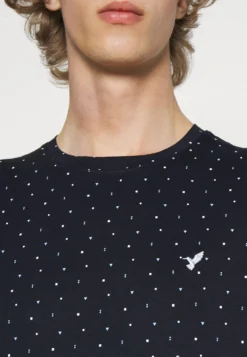 Pier One T-Shirt Print - Dark Blue -Pier One Aanbiedingen Winkel a1b9224039ff490b802dd20cfa3f9331 scaled