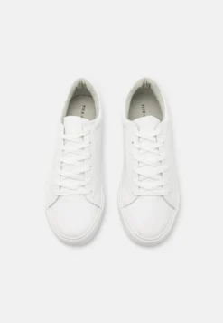 Pier One Sneakers Laag - White -Pier One Aanbiedingen Winkel a69f39e681f54ad190389a1a133e901d scaled