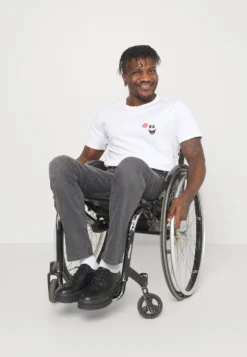 Pier One Straight Leg Jeans - Grey Denim -Pier One Aanbiedingen Winkel aa391ddaeb5b4eb88a37b8d011fe8892 scaled