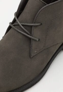 Pier One Unisex - Sportieve Veterschoenen - Grey 11 Pier One Unisex - Sportieve Veterschoenen - Grey -Pier One Aanbiedingen Winkel b251e44b3e5a412c95b96877ca3c165d