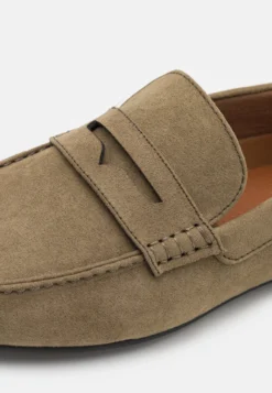 Pier One Unisex - Mocassins - Olive -Pier One Aanbiedingen Winkel b83ce5023459458684cd77d6054024cf scaled