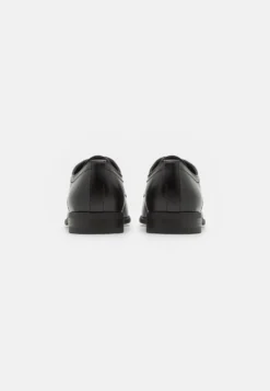 Pier One Unisex - Veterschoenen - Black 8 Pier One Unisex - Veterschoenen - Black -Pier One Aanbiedingen Winkel b846a586737c460ba30d8534aa2eb2d7 scaled