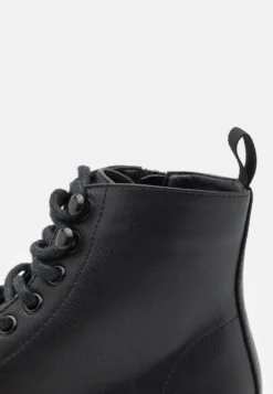 Pier One Unisex - Veterboots - Black 11 Pier One Unisex - Veterboots - Black -Pier One Aanbiedingen Winkel b89144eeaa4c42d8881d12ca03a3a891 scaled