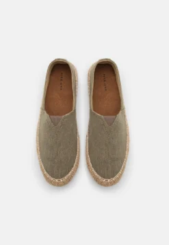 Pier One Espadrilles - Brown -Pier One Aanbiedingen Winkel b8b6a1b5c8f4462e91558b6bd6046520 scaled