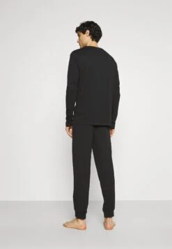 Pier One Pyjama - Black -Pier One Aanbiedingen Winkel b9b8fb88b64649ea840444d93817e424