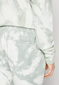 Pier One Shorts - Green 9 Pier One Shorts - Green -Pier One Aanbiedingen Winkel bbb1dcd533944ef5aa7e8fb222df3604