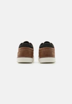 Pier One Sneakers Laag - Cognac -Pier One Aanbiedingen Winkel c179352cbf354ec887f25290834dd5a5