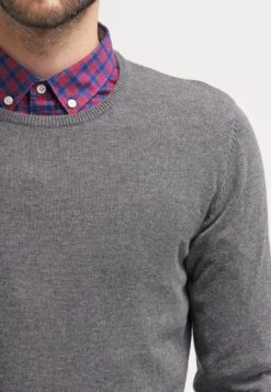 Pier One Basic Crewneck - Trui - Dark Grey Melange 8 Pier One Basic Crewneck - Trui - Dark Grey Melange -Pier One Aanbiedingen Winkel c1b29baf2944429ea88183988b30aa5a