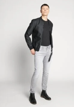 Pier One 2 Pack - Top - White/Black