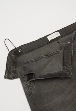 Pier One Straight Leg Jeans - Grey Denim 18 Pier One Straight Leg Jeans - Grey Denim -Pier One Aanbiedingen Winkel c942184c94414d1f83609b7325691137