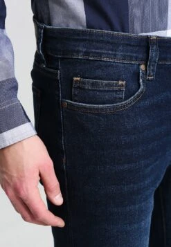 Pier One Basic - Straight Leg Jeans - Dark Blue Denim -Pier One Aanbiedingen Winkel cab4c5a817d8404784a40aa6e7e7d551