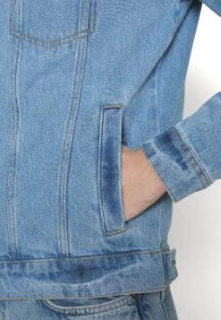 Pier One Spijkerjas -Blue -Pier One Aanbiedingen Winkel d3e819b17ed341f0bd01c20fe45e7b4d