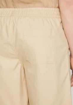 Pier One Shorts - Off-White -Pier One Aanbiedingen Winkel d6cc0af564044bfeb168158cc2b2d35e scaled