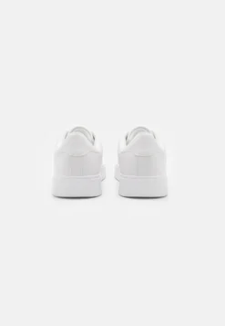 Pier One Unisex - Sneakers Laag - White -Pier One Aanbiedingen Winkel dff51b9dd14c4b51b6b5c86184532a87 scaled