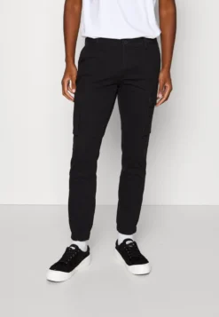 Pier One 2 Pack - Cargobroek - Olive/Black -Pier One Aanbiedingen Winkel e0bf2536d5a04652937019f4273abb8d scaled