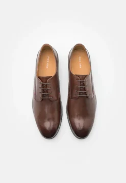 Pier One Leather - Veterschoenen - Brown 9 Pier One Leather - Veterschoenen - Brown -Pier One Aanbiedingen Winkel e16ae3bcd3554c4ebf4319c6e9f00c52 scaled