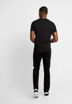 Pier One T-Shirt Print - Black -Pier One Aanbiedingen Winkel ee8af05e410f47e99a7bef60e25a11f8 scaled