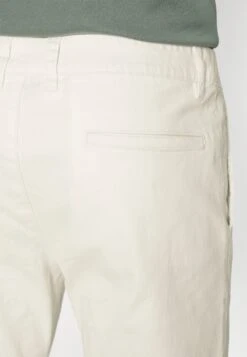 Pier One Chino - White -Pier One Aanbiedingen Winkel eeb5fc9811444f8fba403a1a0cd3e719